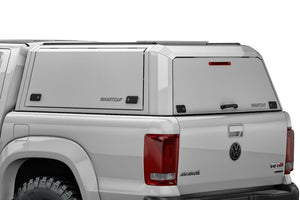 Functional elegance: Volkswagen Amarok Dark Blue with Canopy Hardtop RSI SMARTCAP EVOa Adventure White