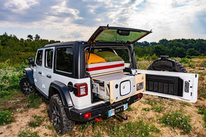 Jeep wrangler with FLV interior unfolded