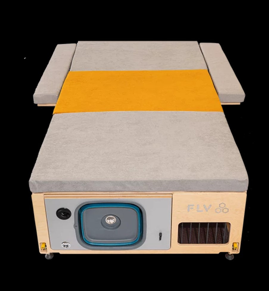 FLV layout module with mattress unfolded on a wooden box