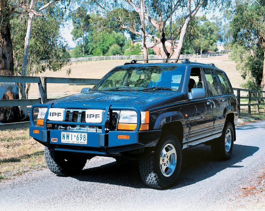 Jeep Grand Cherokee ZJ with black ARB bumper