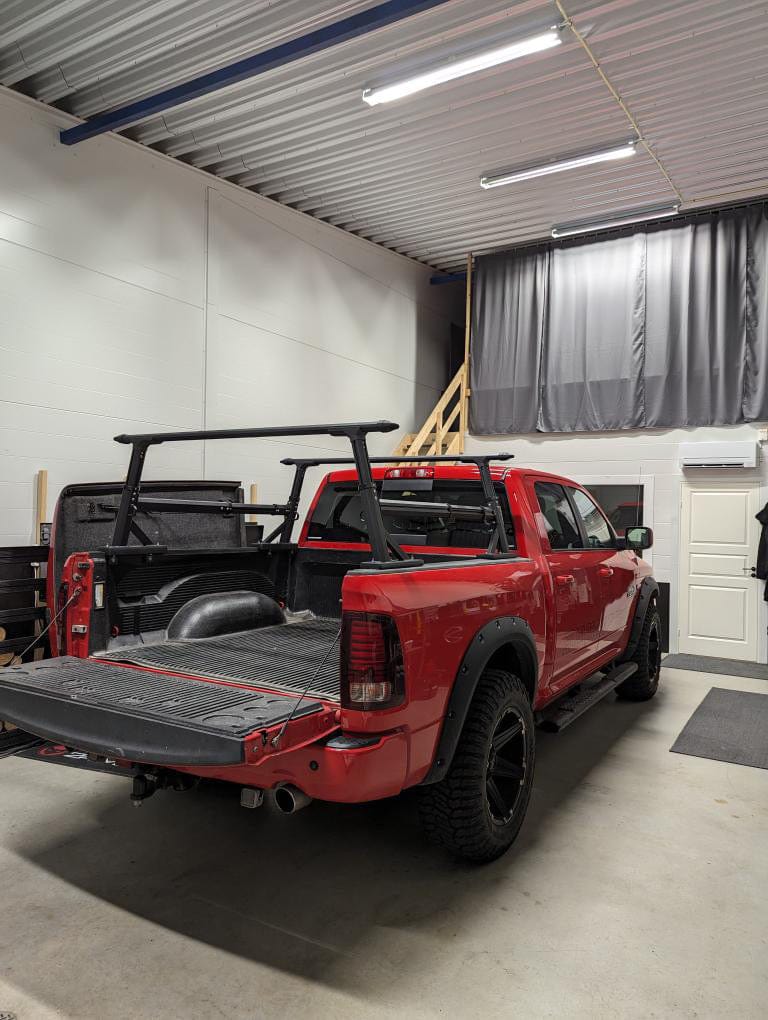 Carrying bar on Bed Truck with aluminum structure BULLFACE