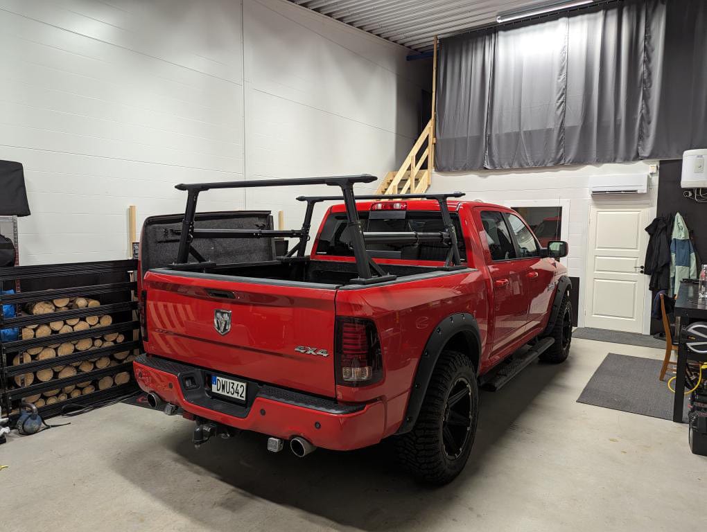 Carrying bar on Bed Truck with aluminum structure BULLFACE