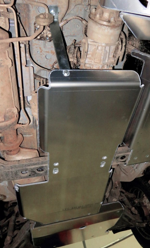 Aluminum armor for Pajero mounted under a Pajero