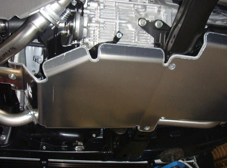 aluminium armouring fixed to the chassis of a vehicle