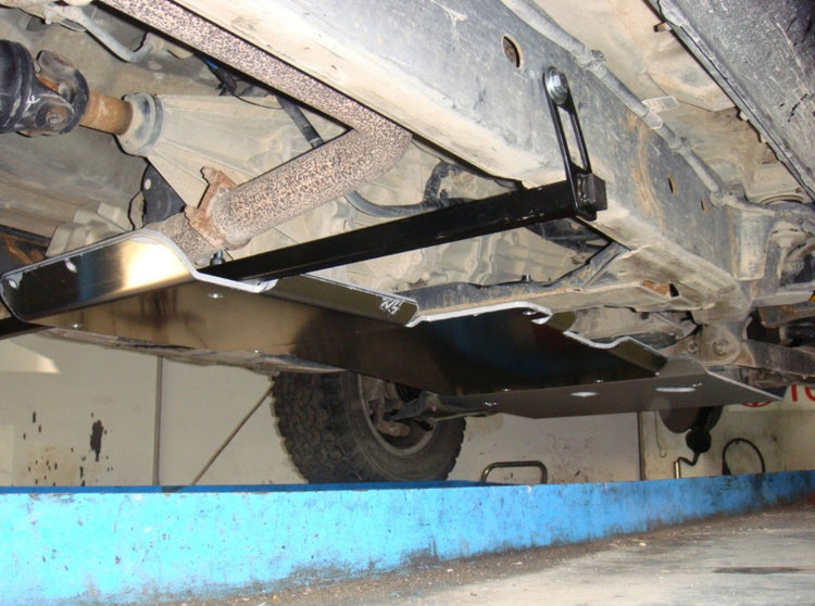 N4 aluminum armor under a Nissan Pathfinder R51