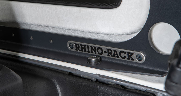 gray alu plate rhinorack on a black alu frame
