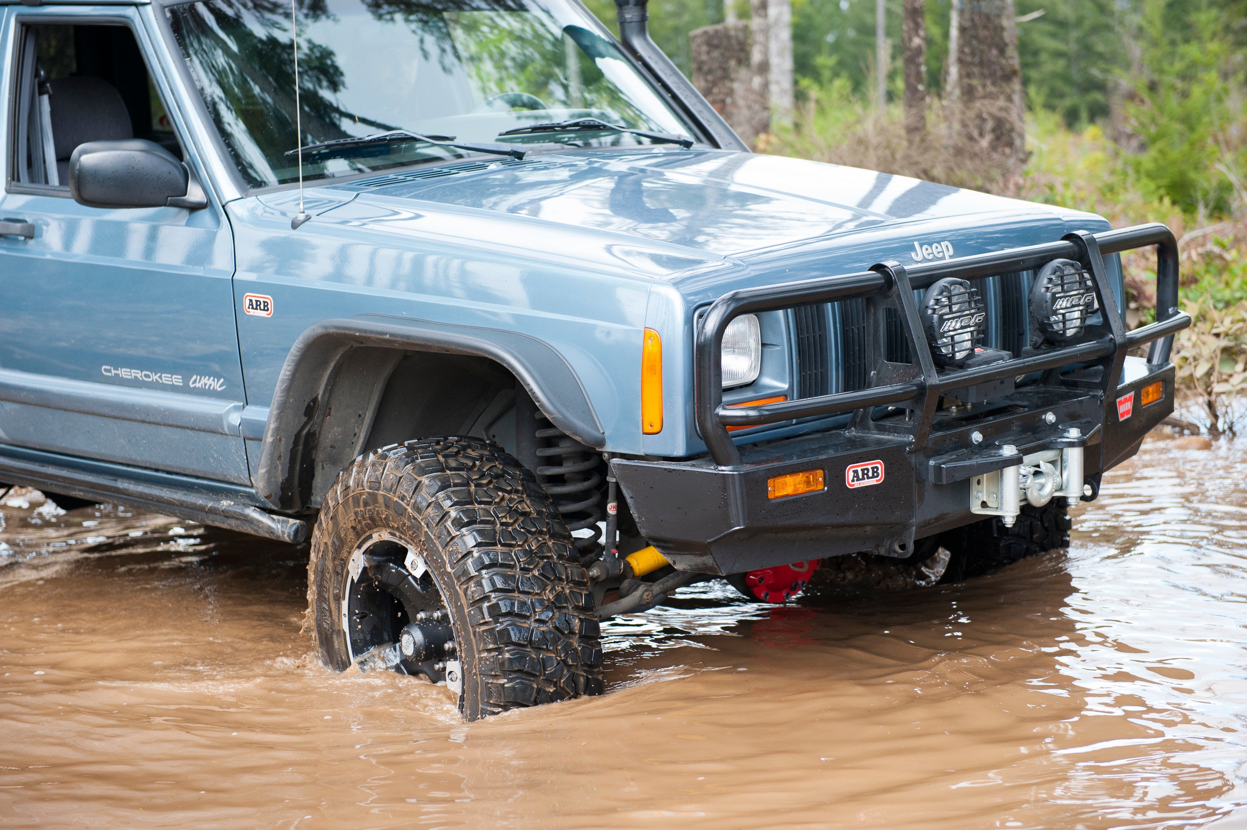 Deluxe Bull Bar ARB - Jeep Cherokee XJ 1997-2002