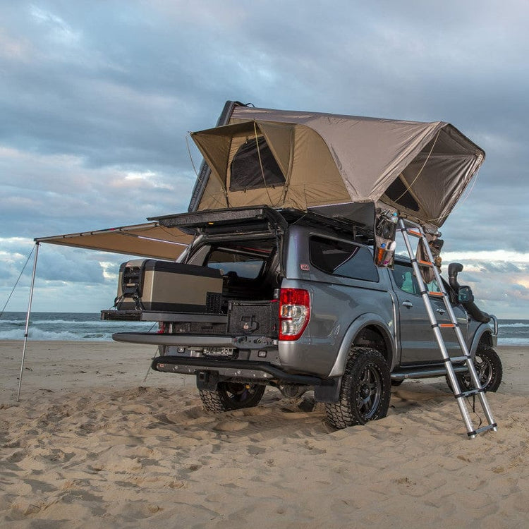 Esperance ARB roof tent - Rigid ABS shell with telescopic ladder