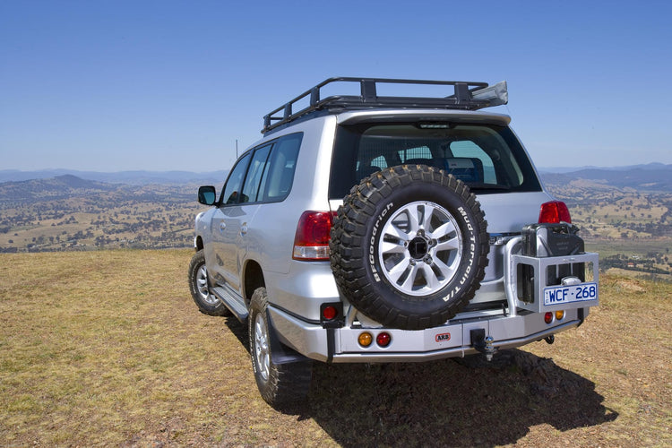 Rear bumper ARB + Wheel carrier & Jerrycan | Toyota VDJ200 V8 | 2008-2018 Rear bumper (without Options)